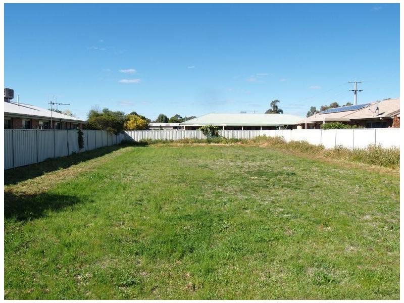 33 Moss Street, Numurkah VIC 3636