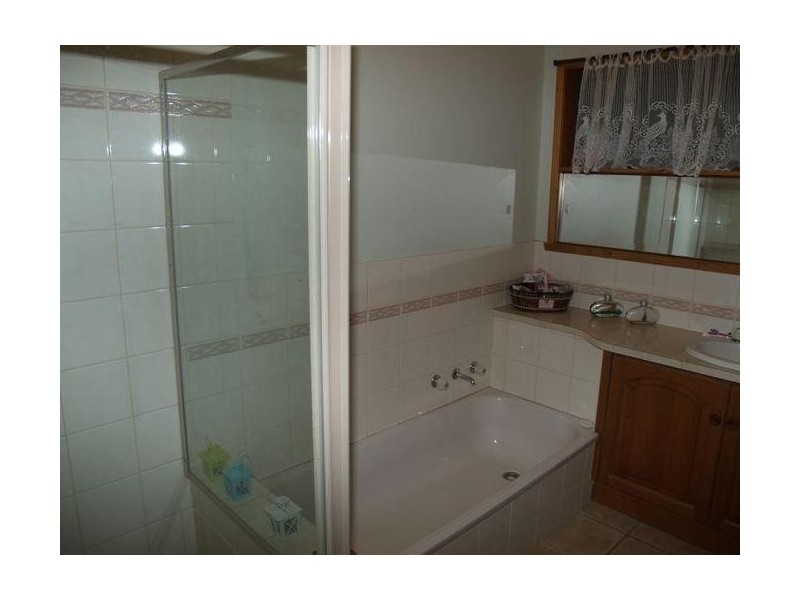 9 Mc Gregor Street, Numurkah VIC 3636