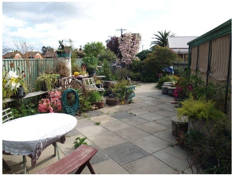 24 Gray Street, Numurkah VIC 3636