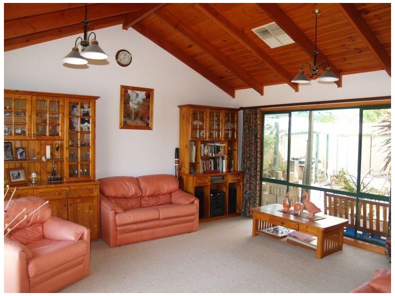 3 Reynolds Drive, Numurkah VIC 3636