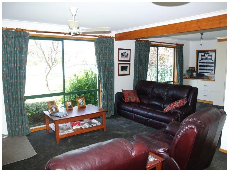 3 Reynolds Drive, Numurkah VIC 3636