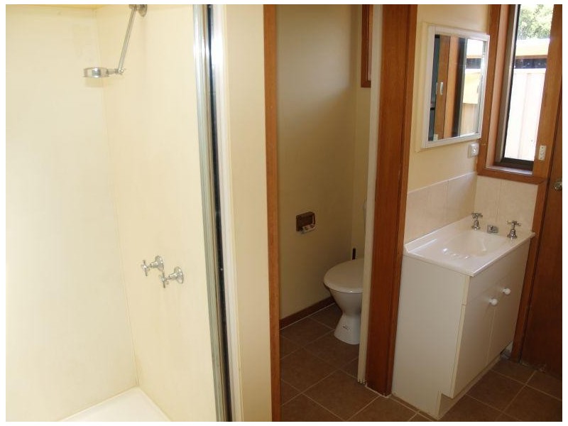 2 20 Tunnock Road, Numurkah VIC 3636