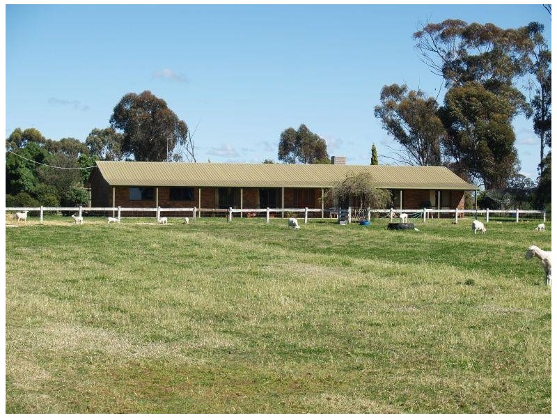 16 Allans Road, Numurkah VIC 3636