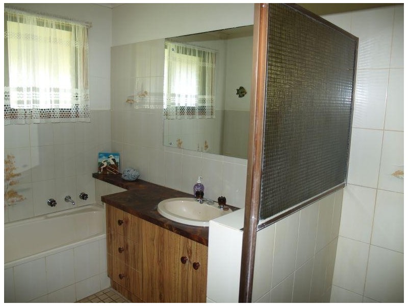 16 Allans Road, Numurkah VIC 3636