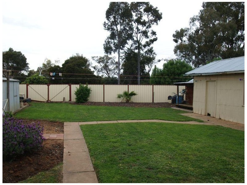 12 William Street, Numurkah VIC 3636