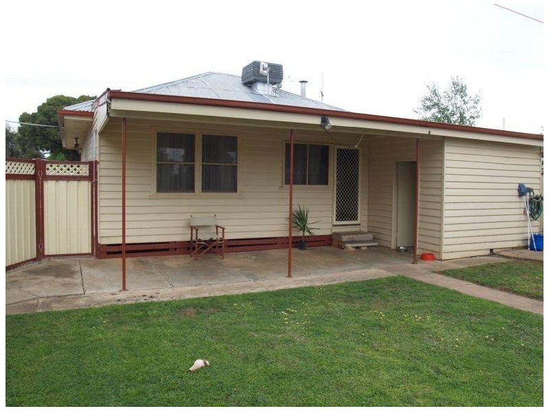 12 William Street, Numurkah VIC 3636