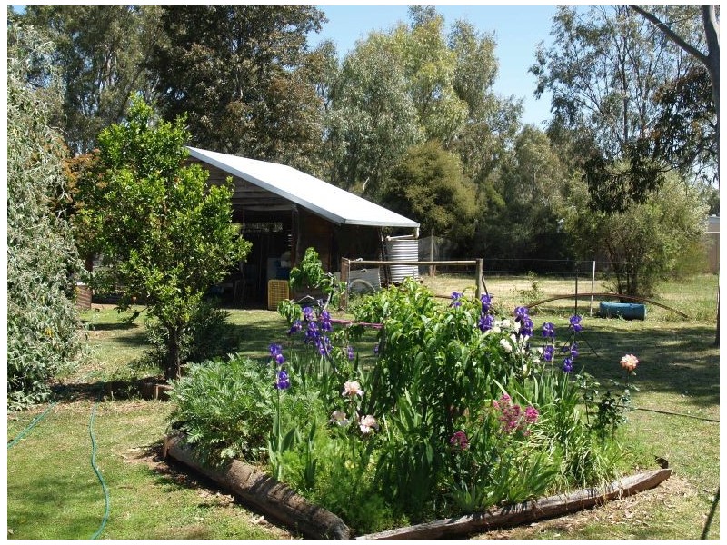 5 Glenny Lane, Numurkah VIC 3636