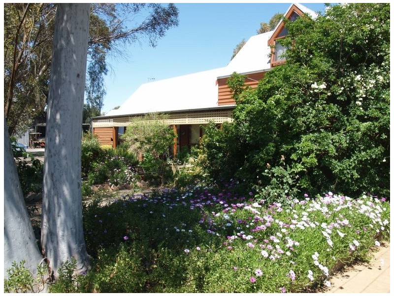 5 Glenny Lane, Numurkah VIC 3636