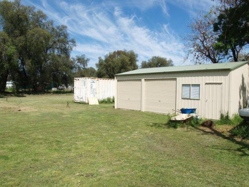 12 Cemetery Road, Nathalia VIC 3638