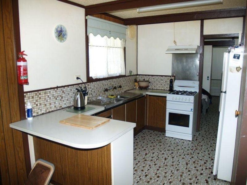 12 Cemetery Road, Nathalia VIC 3638