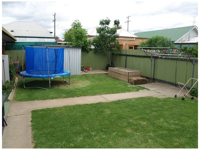 2/1 Campbell Street, Numurkah VIC 3636