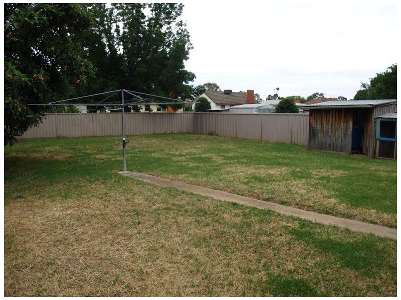 24 Mackenzie Street, Numurkah VIC 3636