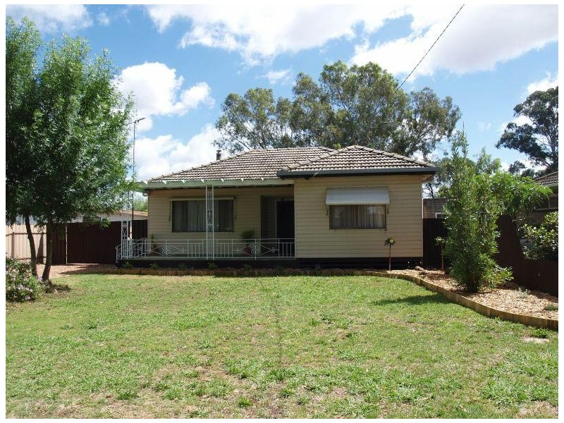 4 Burkitt Street, Numurkah VIC 3636