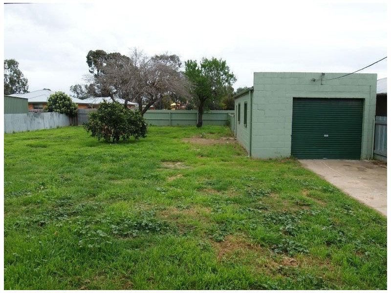 8 Paterson Street, Numurkah VIC 3636