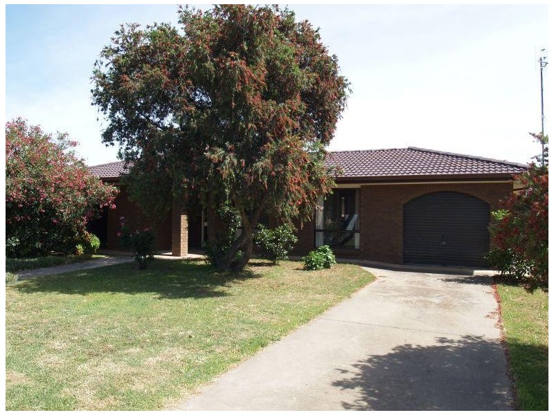19 Callander Street, Numurkah VIC 3636