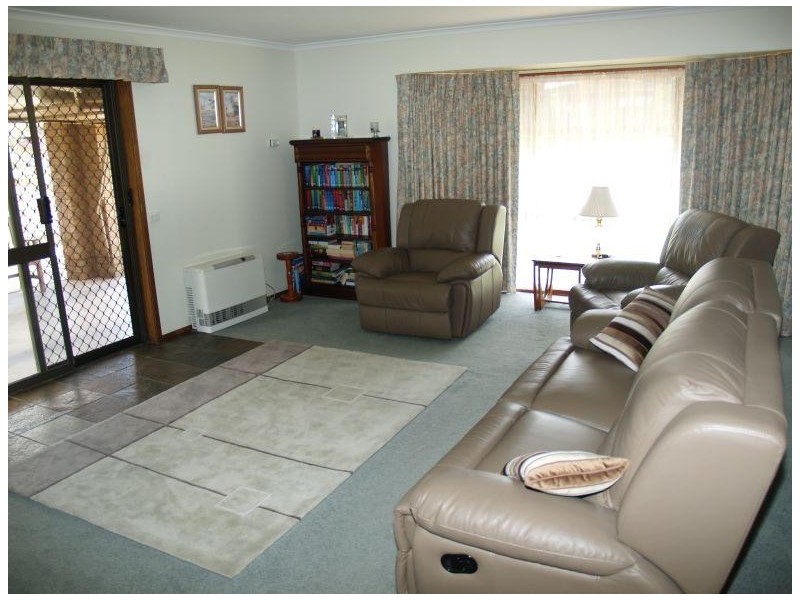 12 Centenary Court, Numurkah VIC 3636