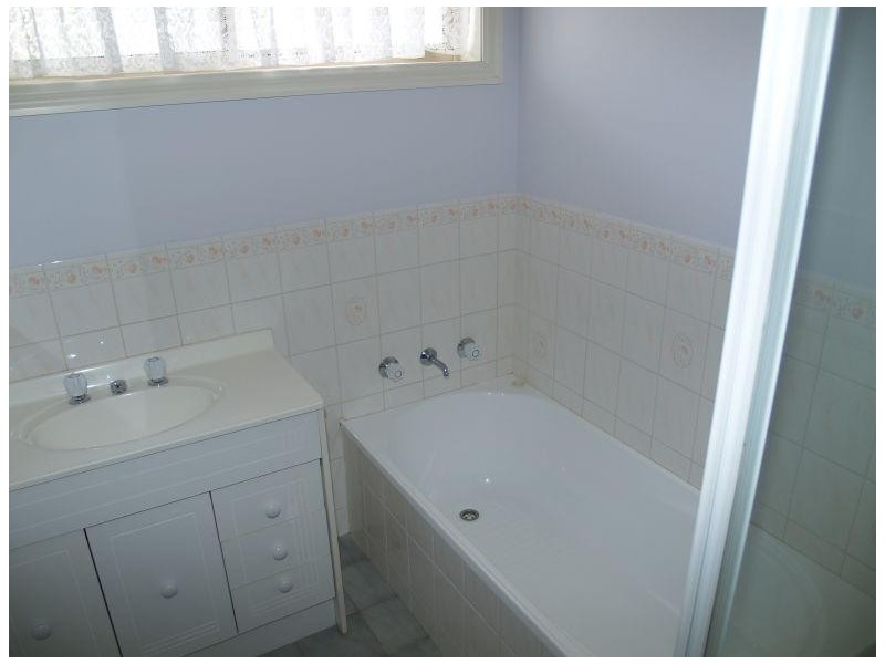 6 Wattle Drive, Numurkah VIC 3636