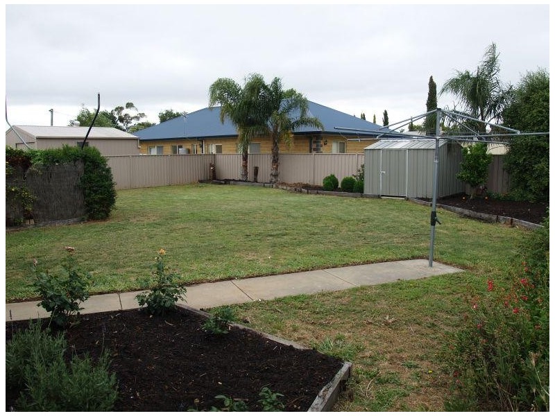 6 Wattle Drive, Numurkah VIC 3636