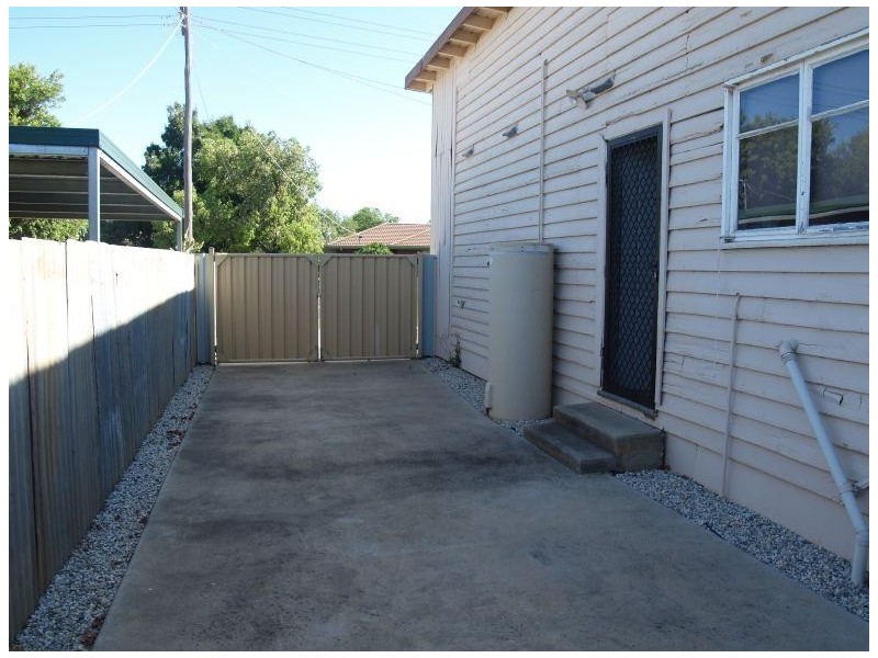 1/11 Dolphin Street, Numurkah VIC 3636