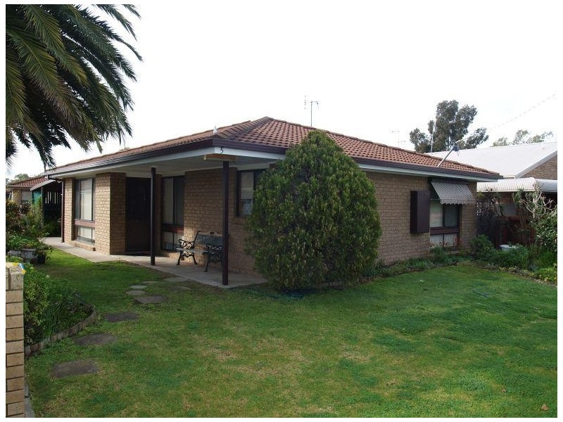 5/28 Gray Street, Numurkah VIC 3636