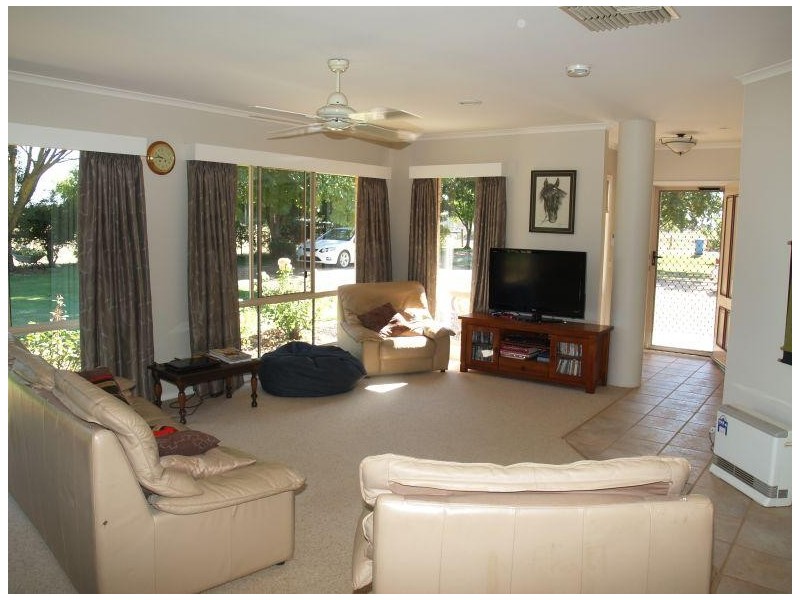 60 O’ Kanes Road, Numurkah VIC 3636