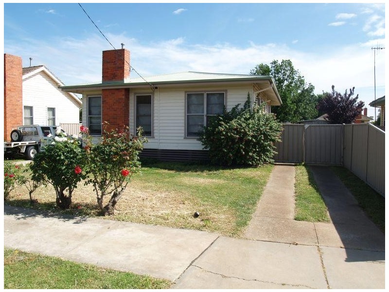 24 Mackenzie Street, Numurkah VIC 3636