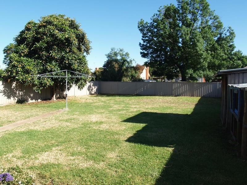 24 Mackenzie Street, Numurkah VIC 3636