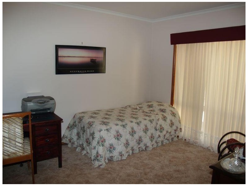 19 Russell Street, Numurkah VIC 3636
