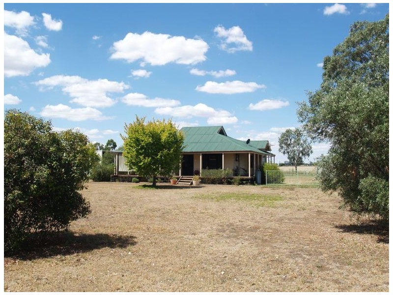 320 Union Road, Katandra West VIC 3634