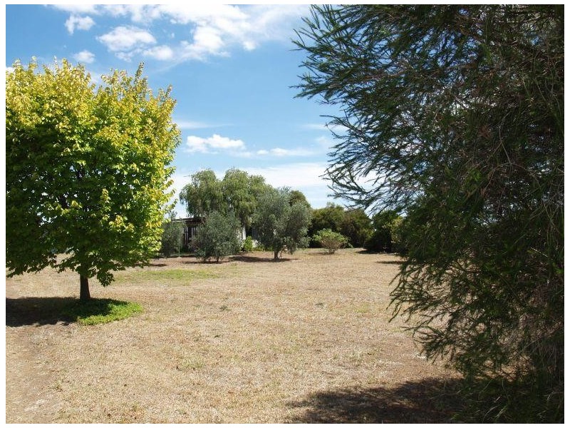 320 Union Road, Katandra West VIC 3634