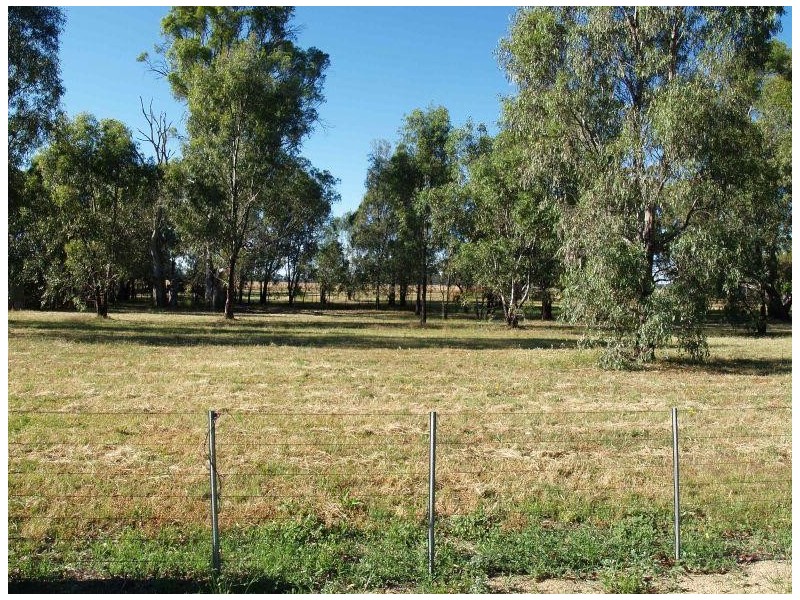 5 Glenny Lane, Numurkah VIC 3636