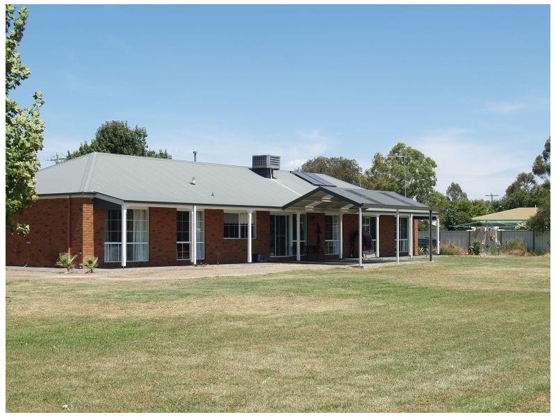 2 Carter Street East, Katunga VIC 3640