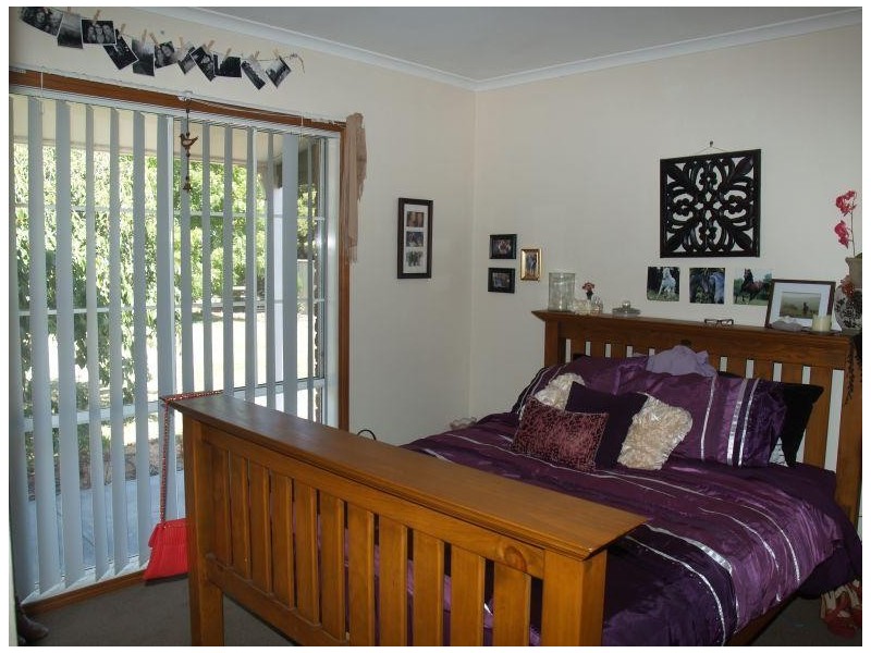 2 Carter Street East, Katunga VIC 3640