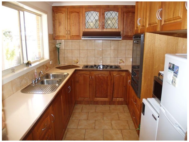 2 23 Russell Street, Numurkah VIC 3636