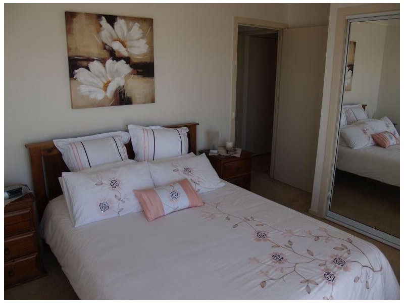 2 23 Russell Street, Numurkah VIC 3636