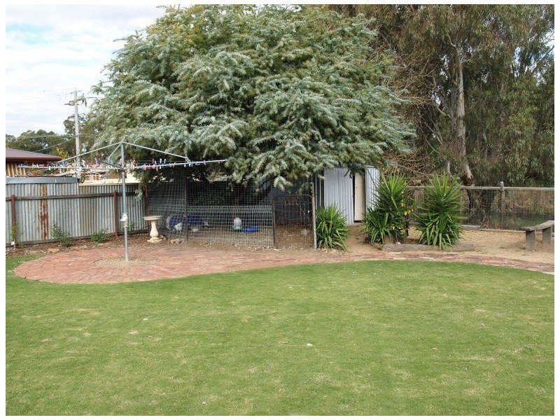 4 Shaw Court, Numurkah VIC 3636