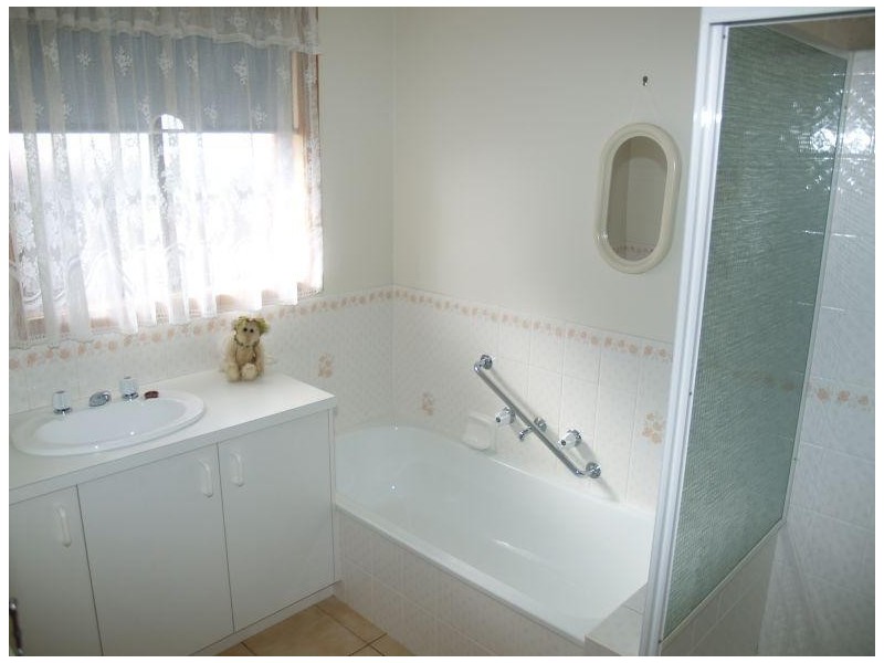 2/42 Mc Caskill Street, Numurkah VIC 3636