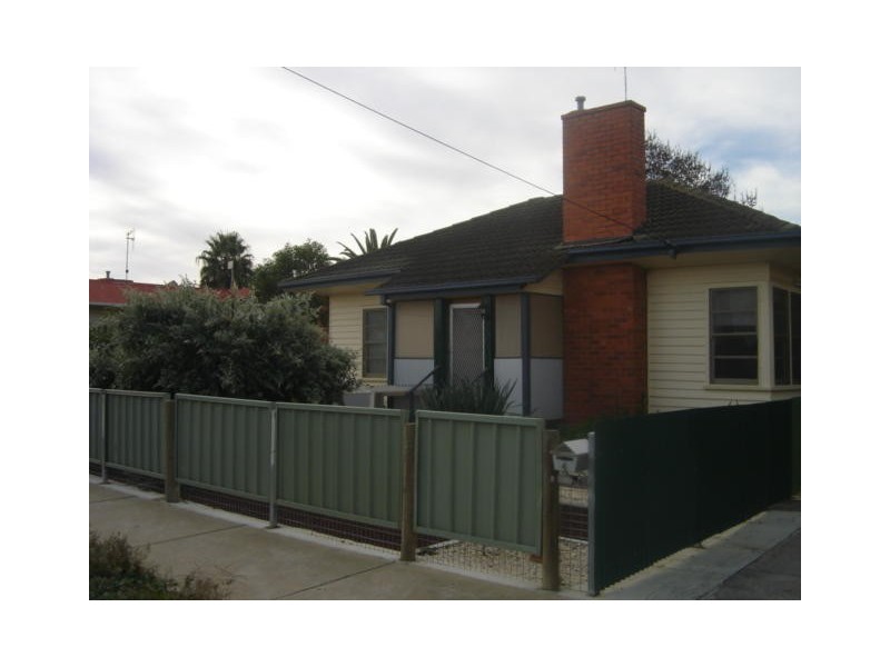 4 Pinnuck Street, Numurkah VIC 3636