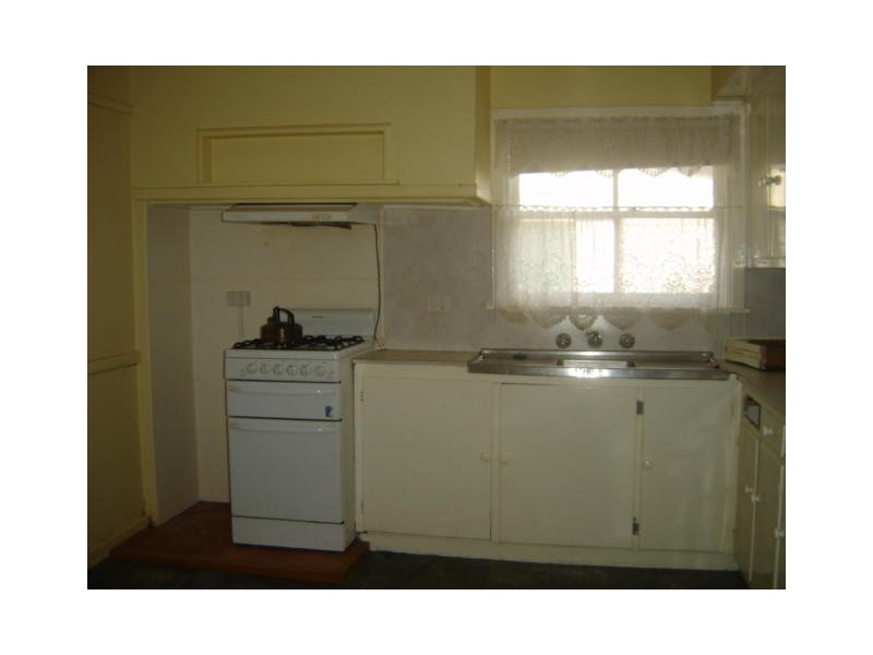 4 Pinnuck Street, Numurkah VIC 3636