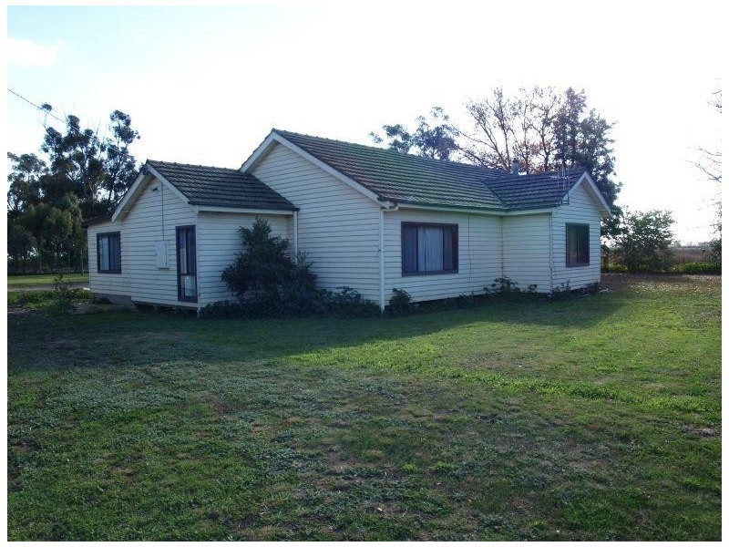 27 Buddee Street, Katamatite VIC 3649