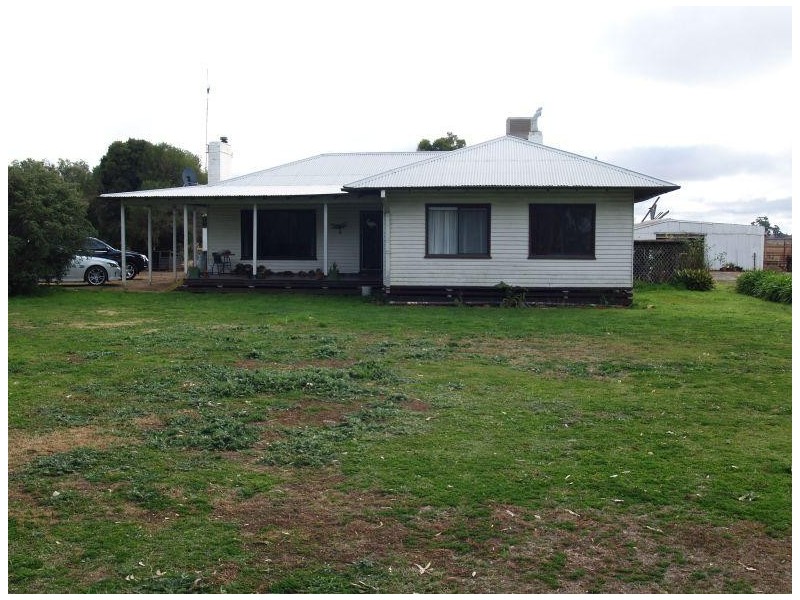 634 Naring Hall Road, Numurkah VIC 3636