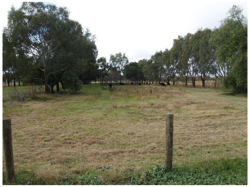 634 Naring Hall Road, Numurkah VIC 3636