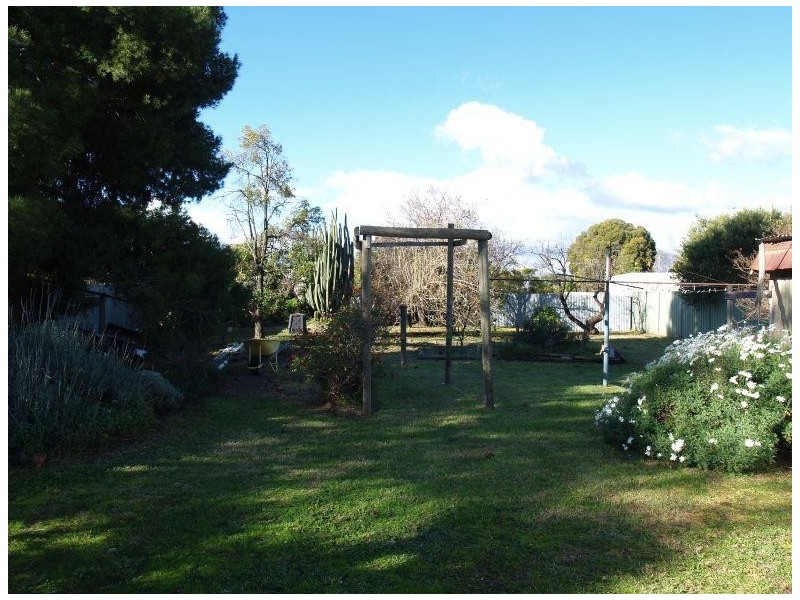76 Tocumwal Road, Numurkah VIC 3636