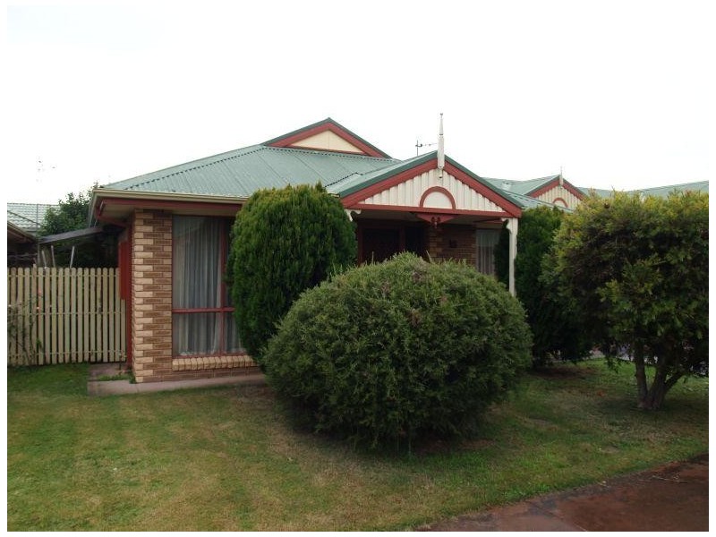 10 21 Paterson Street, Numurkah VIC 3636