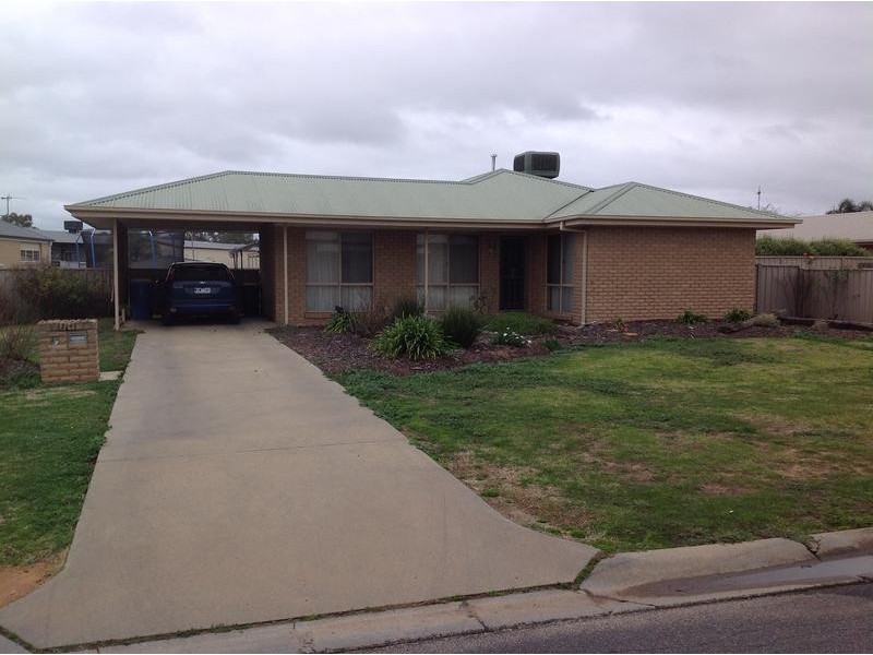 24 Russell Street, Numurkah VIC 3636