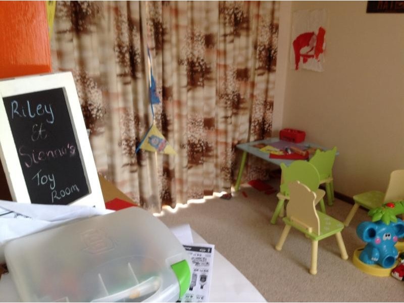 24 Russell Street, Numurkah VIC 3636