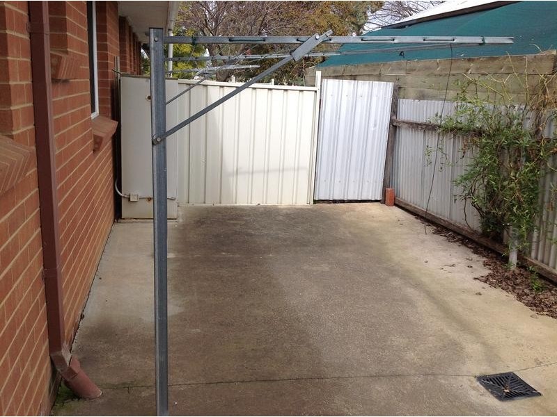 2/108 Saxton Street, Numurkah VIC 3636