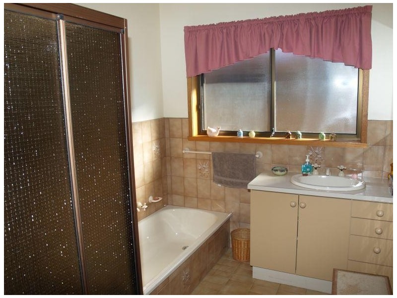 4 Cullen Court, Numurkah VIC 3636