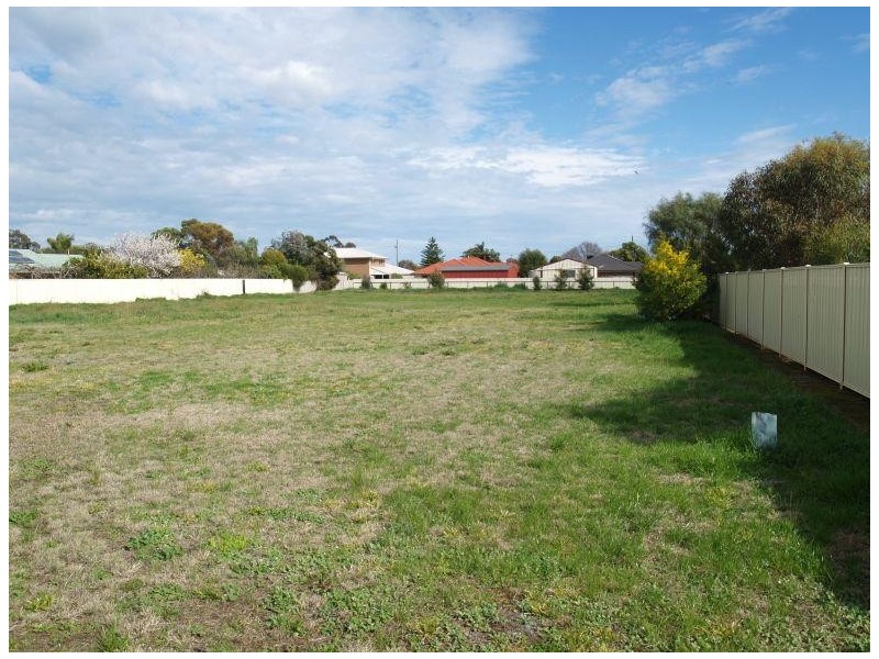 52-56 Pine Street, Numurkah VIC 3636