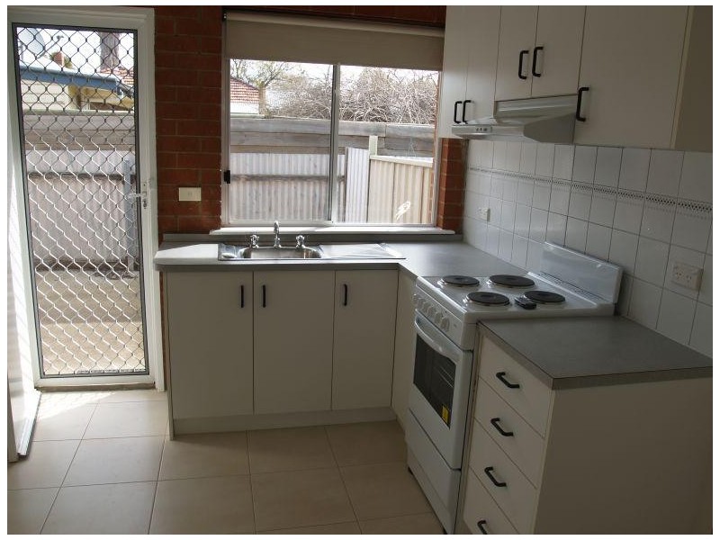 2 108 Saxton Street, Numurkah VIC 3636